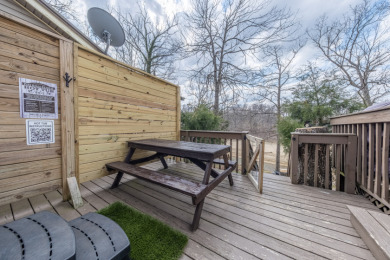 Waterfront, dock, Rental ready in a great central location! - photo 3