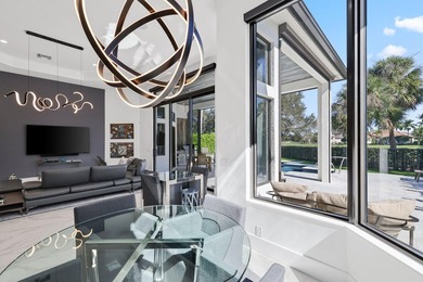 Fully renovated Mizner Country Club estate with sweeping golf - photo 11