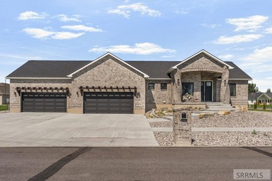 Designed for both sophisticated entertaining and comfortable - photo 1