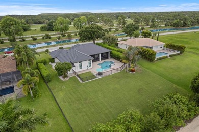 Welcome to this exceptional waterfront single-family residence - photo 38