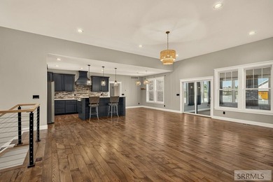 Designed for both sophisticated entertaining and comfortable - photo 8