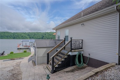 Rare opportunity to own a true Lake of the Ozarks waterfront - photo 8