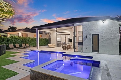 Fully renovated Mizner Country Club estate with sweeping golf - photo 48