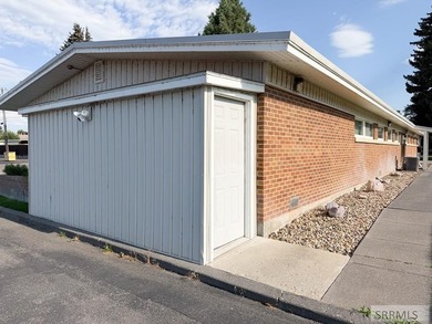 Exceptional commercial opportunity at 890 Oxford Drive in Idaho - photo 8