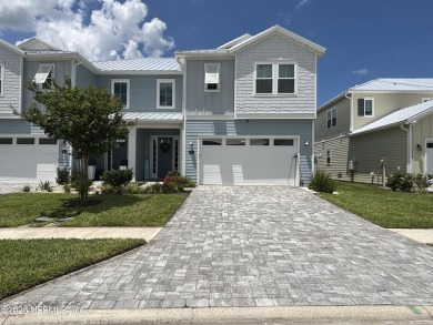 Lake Condo For Sale in Saint Johns, Florida