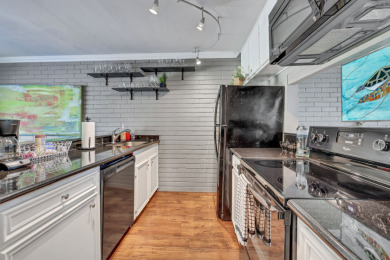 Beautifully Updated Townhouse - photo 11
