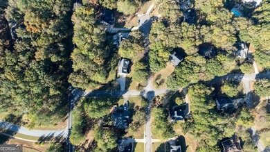 FANTASTIC TRADITIONAL HOME IN SOUGHT AFTER LAKE REDWINE - photo 40