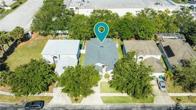 UNDER CONTRACT WITH KICK OUT CLAUSE. Beautifully updated home - photo 3