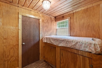 RIVERFRONT CAMP ON THE WOLF RIVER! Wake up to the sights and - photo 10