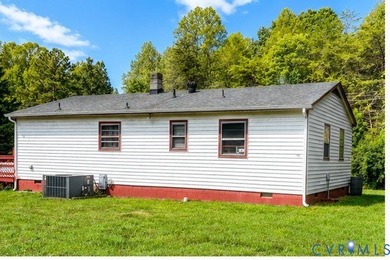 Charming ranch home situated on 2 acres. Inside, you'll find - photo 18