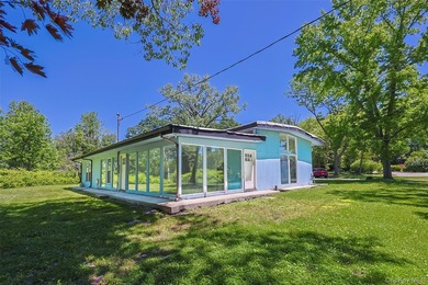 Opportunity to build new construction on a 57,750 sq ft (1 - photo 3