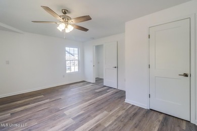 Location + Recent renovations + endless possibilities = one - photo 21