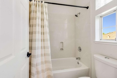 Well-positioned in the heart of Sunnyvale, this beautifully - photo 27