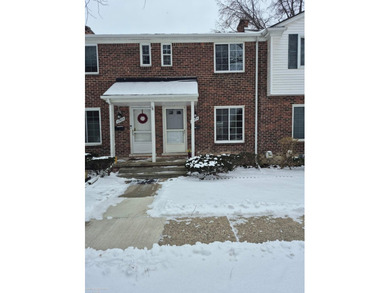 Lake Saint Clair Townhome/Townhouse For Sale in Saint Clair Shores Michigan