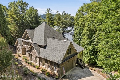 Welcome to your private LAKE NANTAHALA RETREAT! This - photo 5