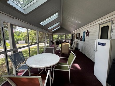 Turn-Key Vacation Retreat in Rock River Leisure Estates! Escape - photo 17