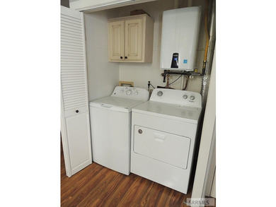 Hard to find 1-level home with a great-room for the - photo 7