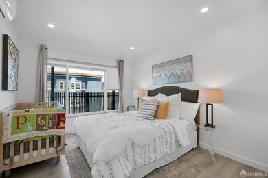 Stylish and modern, this fully remodeled 1 bedroom, 1 bathroom - photo 20