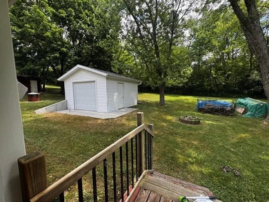 Turn-Key Vacation Retreat in Rock River Leisure Estates! Escape - photo 22
