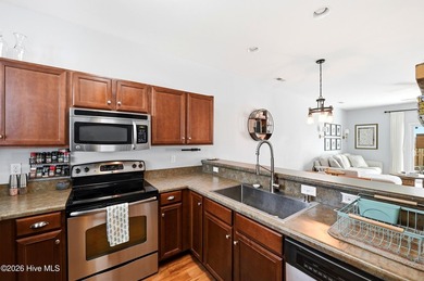 This well-maintained 2-bedroom, 2.5-bath townhome has been - photo 8