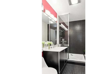 This beautiful 2-bedroom, 2-bath residence is ideally situated - photo 3