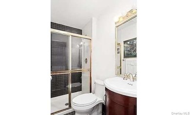 This beautiful 2-bedroom, 2-bath residence is ideally situated - photo 7