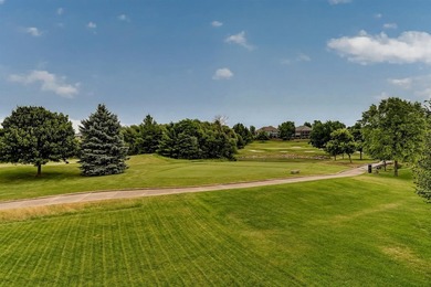Some homes are new. This one is better. Lovingly maintained and - photo 14