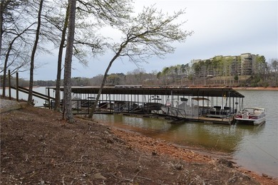 Discover an exceptional waterfront lifestyle on Lake Hartwell - photo 18