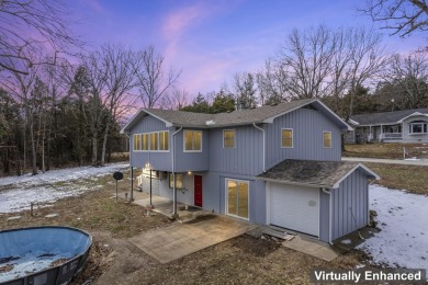 Lake Home For Sale in Shell Knob, Missouri