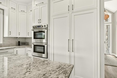 Some homes are new. This one is better. Lovingly maintained and - photo 27