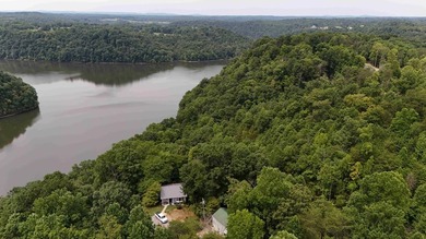 Lakeview home! Split floor 3 bed 2 bath home, offers 1680 sq ft - photo 27