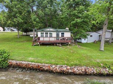 Lakefront Home located at the 59 MM with main chanel views - photo 1