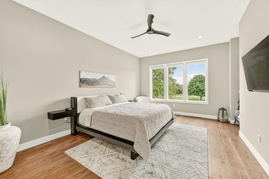 Some homes are new. This one is better. Lovingly maintained and - photo 38