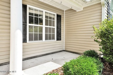 Four bedroom home in Popular Leland location, convenient to get - photo 3