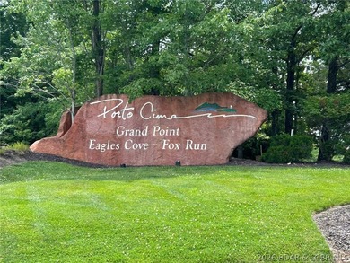 Looking for a homesite in the middle of everything at Lake of - photo 1