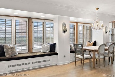 A rare luxury estate opportunity where privacy and presence come - photo 12