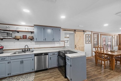 So much to enjoy with this beautifully updated Lake Eufaula home - photo 20