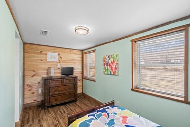 So much to enjoy with this beautifully updated Lake Eufaula home - photo 26