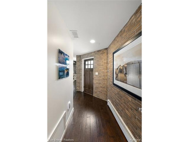 A rare luxury estate opportunity where privacy and presence come - photo 28