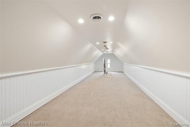 A rare luxury estate opportunity where privacy and presence come - photo 54