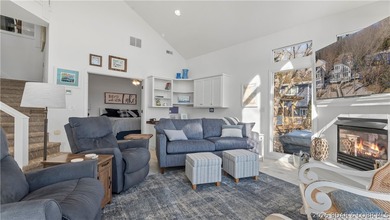 Experience the ultimate Lake of the Ozarks lifestyle in this - photo 3