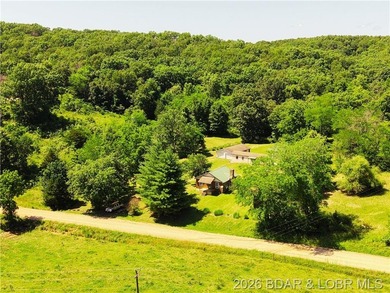 Unique 5-acre property at the edge of Laurie, just a half mile - photo 5