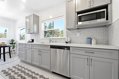 One lot, two renovated detached homes in Oakland's vibrant - photo 16