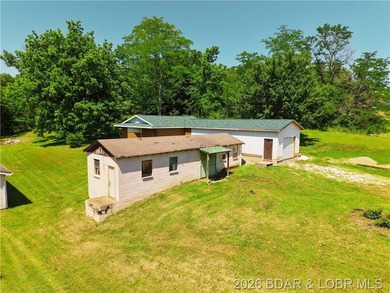 Unique 5-acre property at the edge of Laurie, just a half mile - photo 6