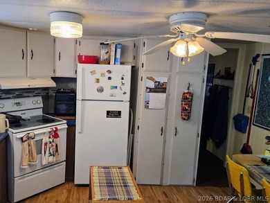 Affordable Lake of the Ozarks Getaway! Enjoy lake living without - photo 8