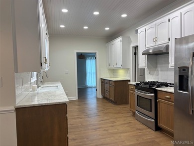 Charming 3-bedroom, 2.5-bath home in sought-after Sturbridge - photo 6