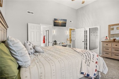 One-of-a-kind fully remodeled lakefront home on Mile Marker 3 - photo 10