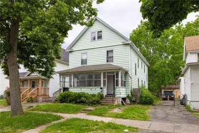 Fully vacant duplex in the Lyell/Otis neighborhood! Rare - photo 2