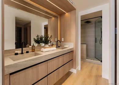 Perched high above the coastline on the 14th floor in coveted La - photo 16