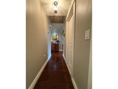 Welcome to this warm, generous-size Ranch where the solid - photo 17